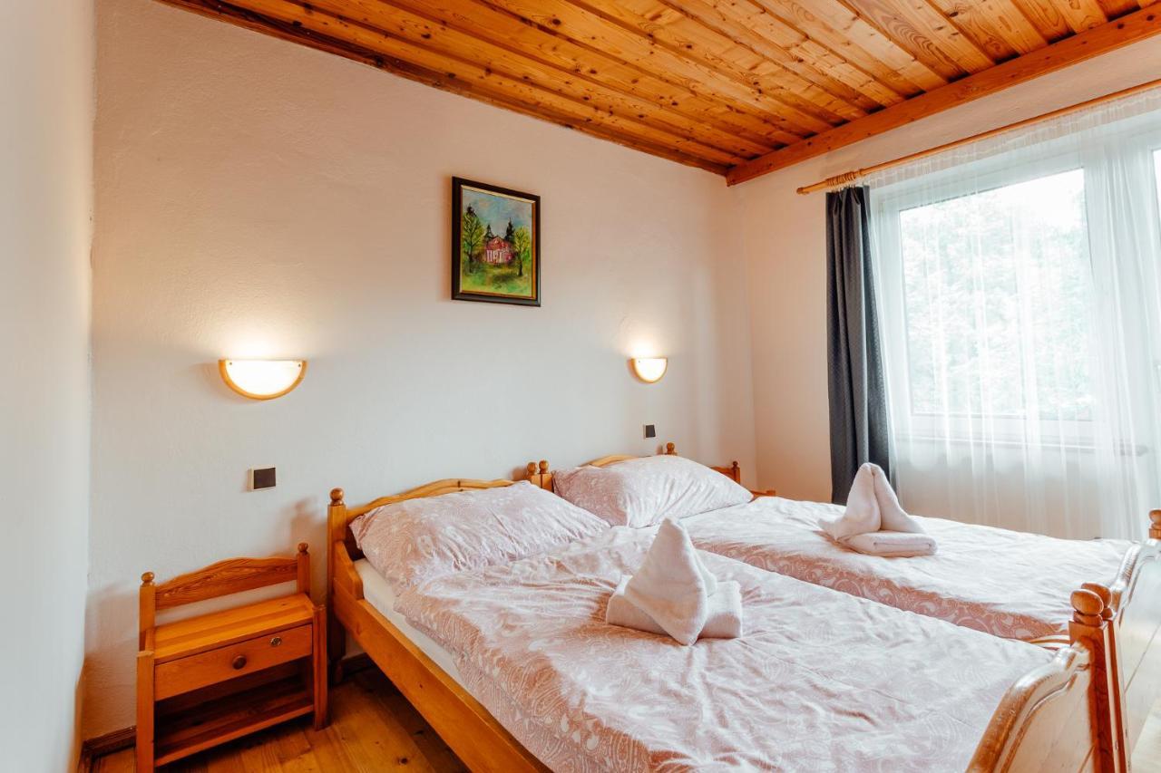 Penzion Topky Banská Štiavnica Esterno foto