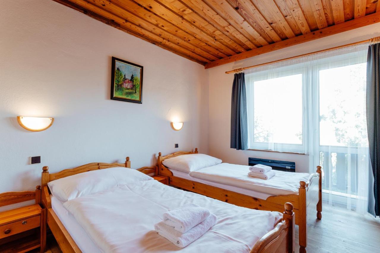 Penzion Topky Banská Štiavnica Esterno foto
