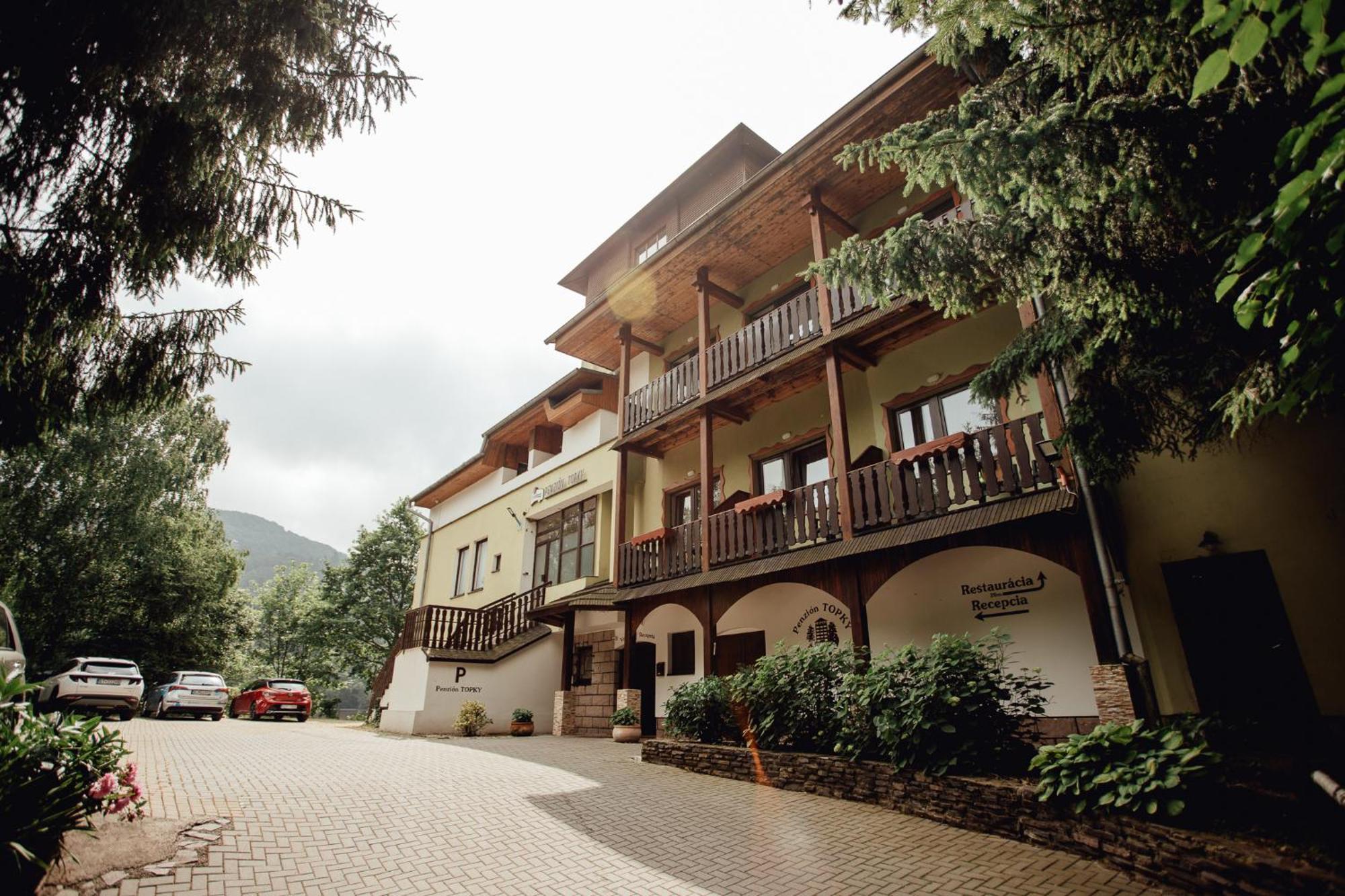 Penzion Topky Banská Štiavnica Esterno foto